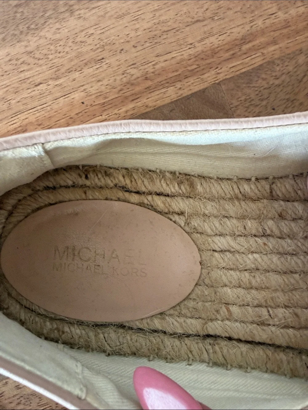 New Michael Kors Two-Tone Beige and Black Leather Espadrilles